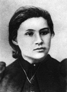 /[https://ru.wikipedia.org/wiki/Засулич,_Вера_Ивановна|Вера Ивановна Засулич (1849—1919)] — деятельница российского и международного социалистического движения, писательница. Вначале народница-террористка, затем одна из первых российских социал-демократов.